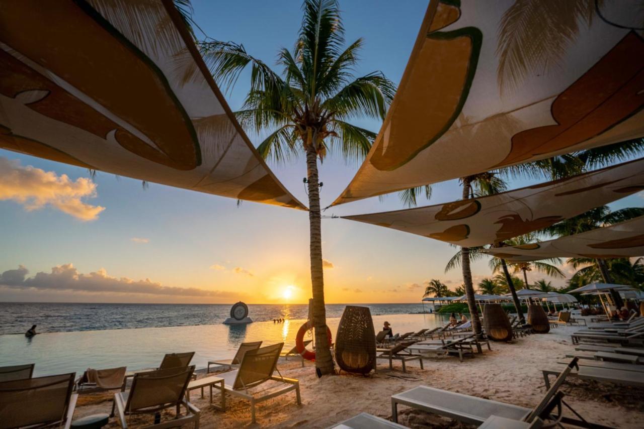 Papagayo Beach Resort (Adults Only) Willemstad Exterior foto